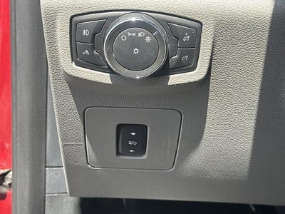 2016 Ford F-150 4WD SuperCrew 5-1/2 Ft Box XL