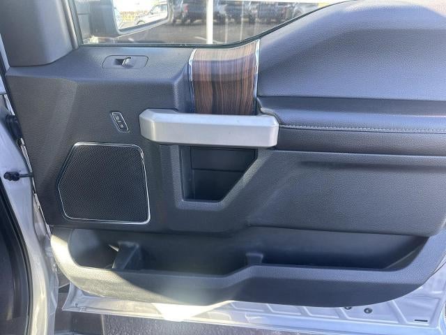 2016 Ford F-150 4WD SuperCrew 5-1/2 Ft Box Lariat