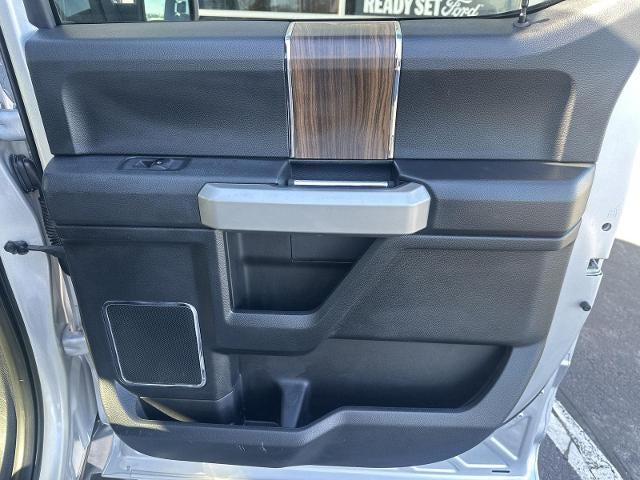 2016 Ford F-150 4WD SuperCrew 5-1/2 Ft Box Lariat