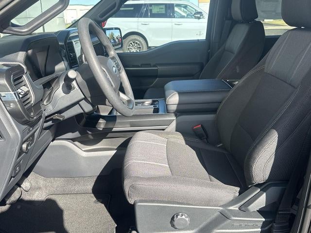 2025 Ford F-150 STX 4WD SuperCrew 5.5' Box