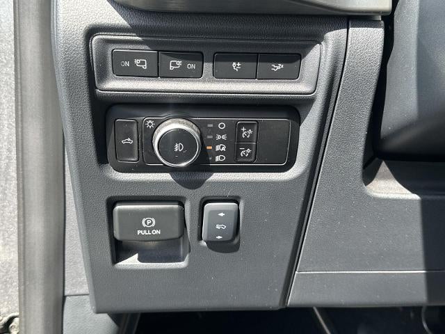 2023 Ford F-150 LARIAT 4WD SuperCrew 5.5' Box