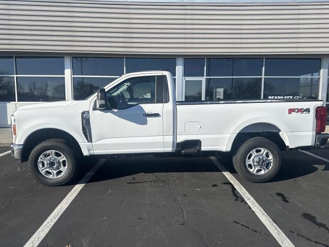 2026 Ford Super Duty F-350 SRW XL 4WD Reg Cab 8' Box