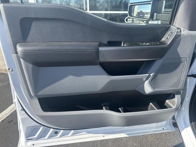 2026 Ford Super Duty F-350 SRW XL 4WD Reg Cab 8' Box