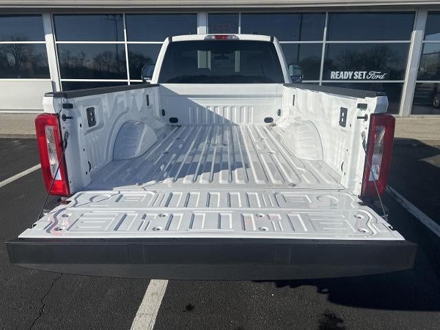 2026 Ford Super Duty F-350 SRW XL 4WD Reg Cab 8' Box