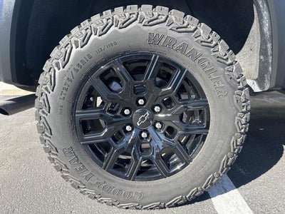 2024 Chevrolet Colorado Crew Cab Short Box 4-Wheel Drive Trail Boss