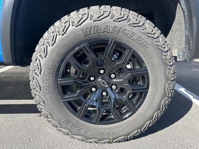 2024 Chevrolet Colorado Crew Cab Short Box 4-Wheel Drive Trail Boss