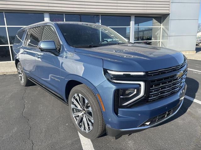 2025 Chevrolet Suburban 4WD High Country