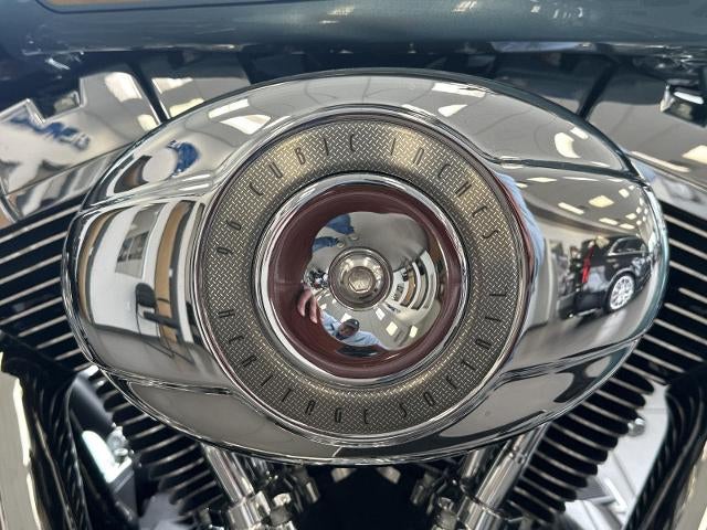 2007 Harley Davidson FLSTC Base