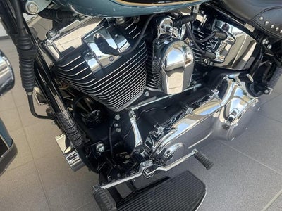 2007 Harley Davidson FLSTC Base