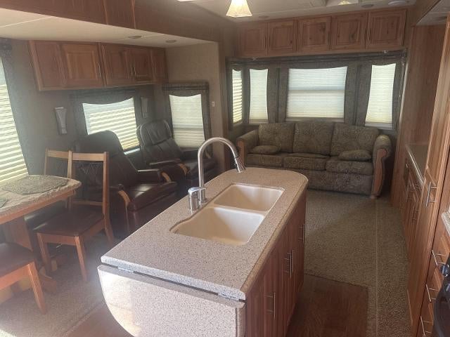 2014 Excel Limited 34IKE Base