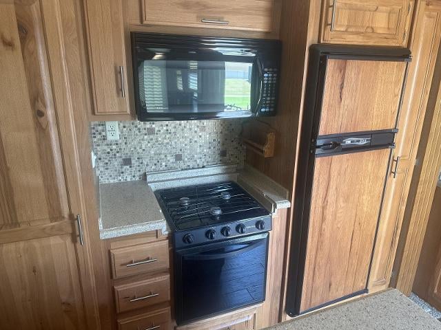 2014 Excel Limited 34IKE Base