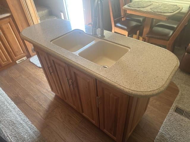 2014 Excel Limited 34IKE Base