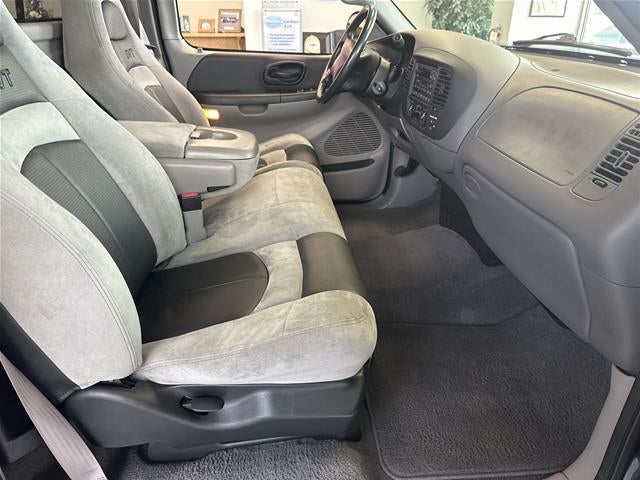 2002 Ford F-150 Lightning