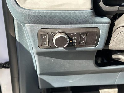 2025 Ford Maverick XL AWD SuperCrew