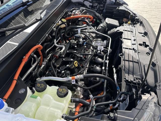 2025 Ford Maverick XL AWD SuperCrew