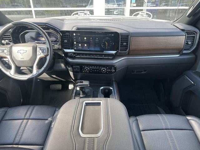 2022 Chevrolet Silverado 1500 Crew Cab Short Box 4-Wheel Drive High Country