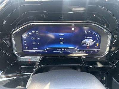 2022 Chevrolet Silverado 1500 Crew Cab Short Box 4-Wheel Drive High Country