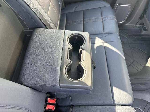 2022 Chevrolet Silverado 1500 Crew Cab Short Box 4-Wheel Drive High Country