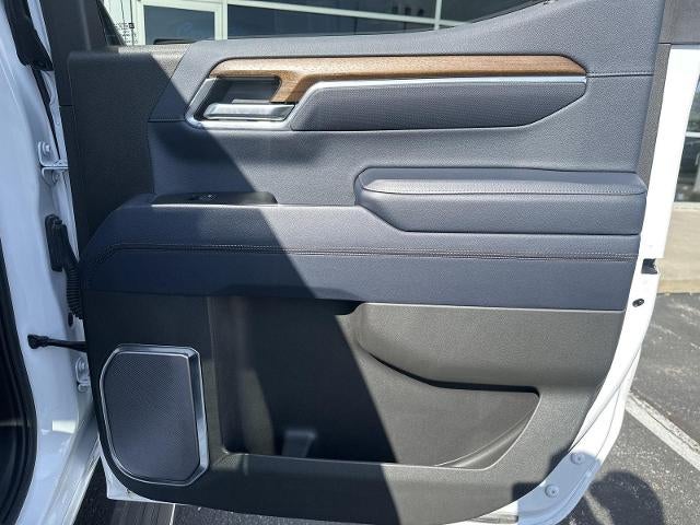 2022 Chevrolet Silverado 1500 Crew Cab Short Box 4-Wheel Drive High Country