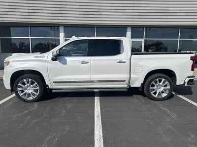 2022 Chevrolet Silverado 1500 Crew Cab Short Box 4-Wheel Drive High Country