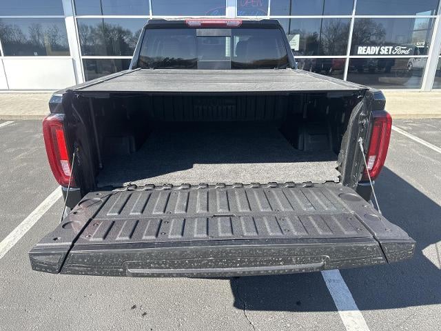 2023 GMC Sierra 1500 Crew Cab Short Box 4-Wheel Drive SLT