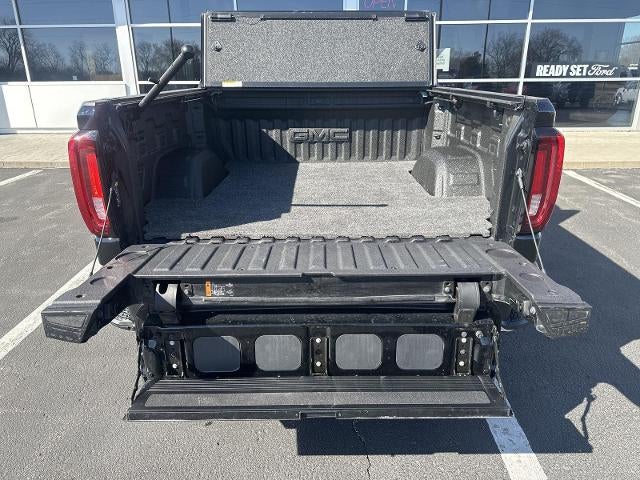 2023 GMC Sierra 1500 Crew Cab Short Box 4-Wheel Drive SLT