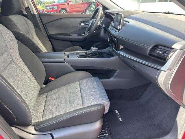 2021 Nissan Rogue FWD SV