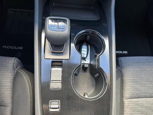 2021 Nissan Rogue FWD SV