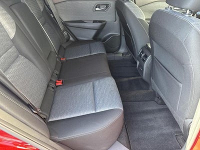 2021 Nissan Rogue FWD SV