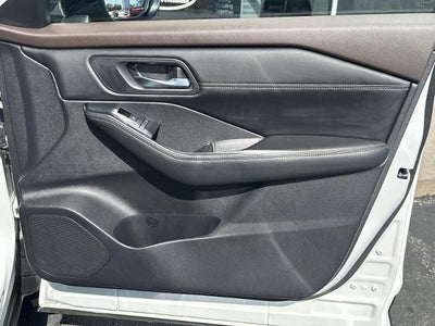 2023 Nissan Rogue AWD SV *Ltd Avail*