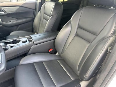 2023 Nissan Rogue AWD SV *Ltd Avail*