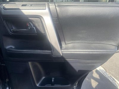 2015 Toyota 4Runner 4WD 4dr V6 SR5 (GS)