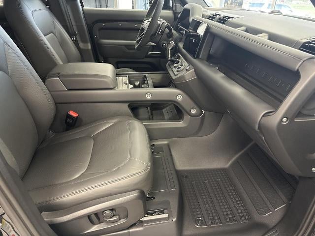 2023 Land Rover Defender 110 V8 AWD