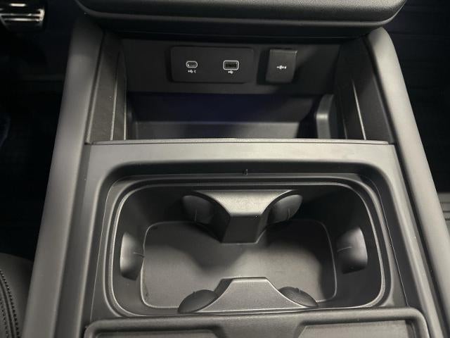 2023 Land Rover Defender 110 V8 AWD