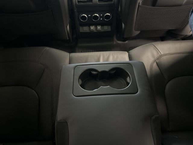 2023 Land Rover Defender 110 V8 AWD